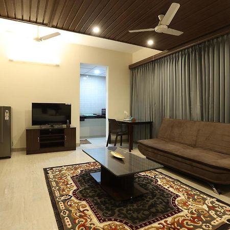 Отель Minas Manor Tiruchirappalli Экстерьер фото
