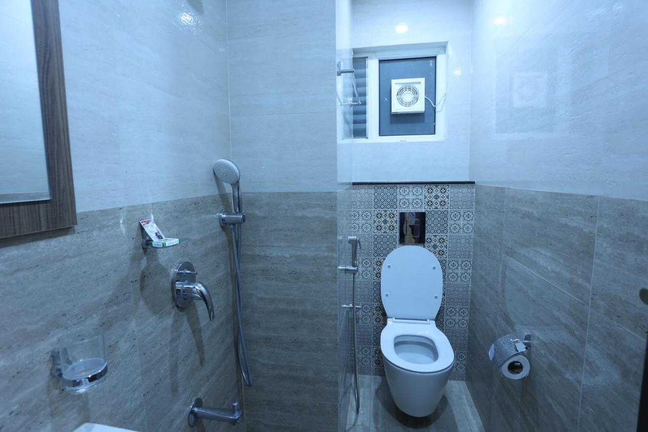Отель Minas Manor Tiruchirappalli Экстерьер фото